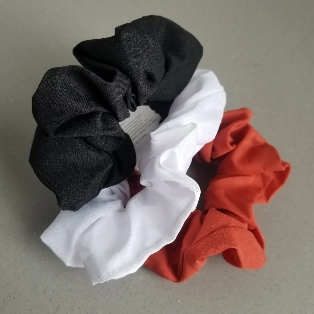 3 Hair Scrunchies